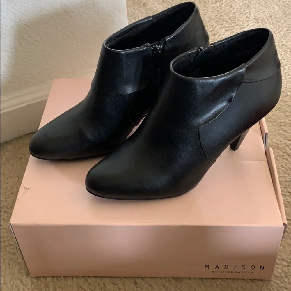 Women’s shoes